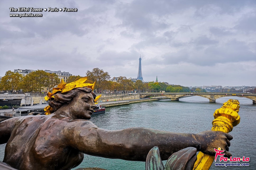 13 Best Photo Spots of Eiffel Tower